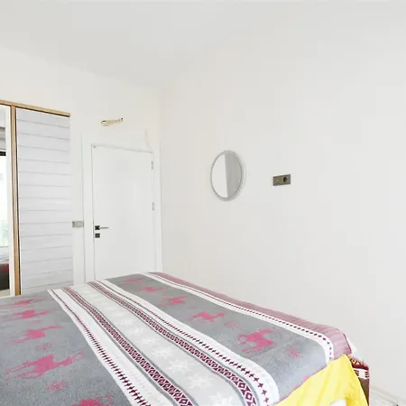 0004 Cozy 1 Bedroom For Rent In A Modern Residential Complex With Facilities , Mahmutlar Apartament *